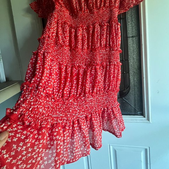 FREE SHIPPING ress; soft red and white; gathered areas for fun flirty; tie open - Picture 5 of 10